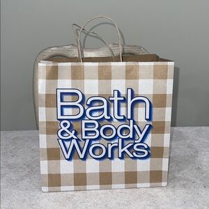 SET OF 3 NEW BATH & BODY WORKS TAN CHECKERED EMPTY MEDIUM SIZE SHOPPING BAG